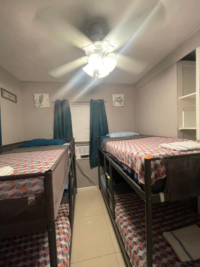 Miami Vibes "Hostel-Like" Shared Room North Miami Exterior photo