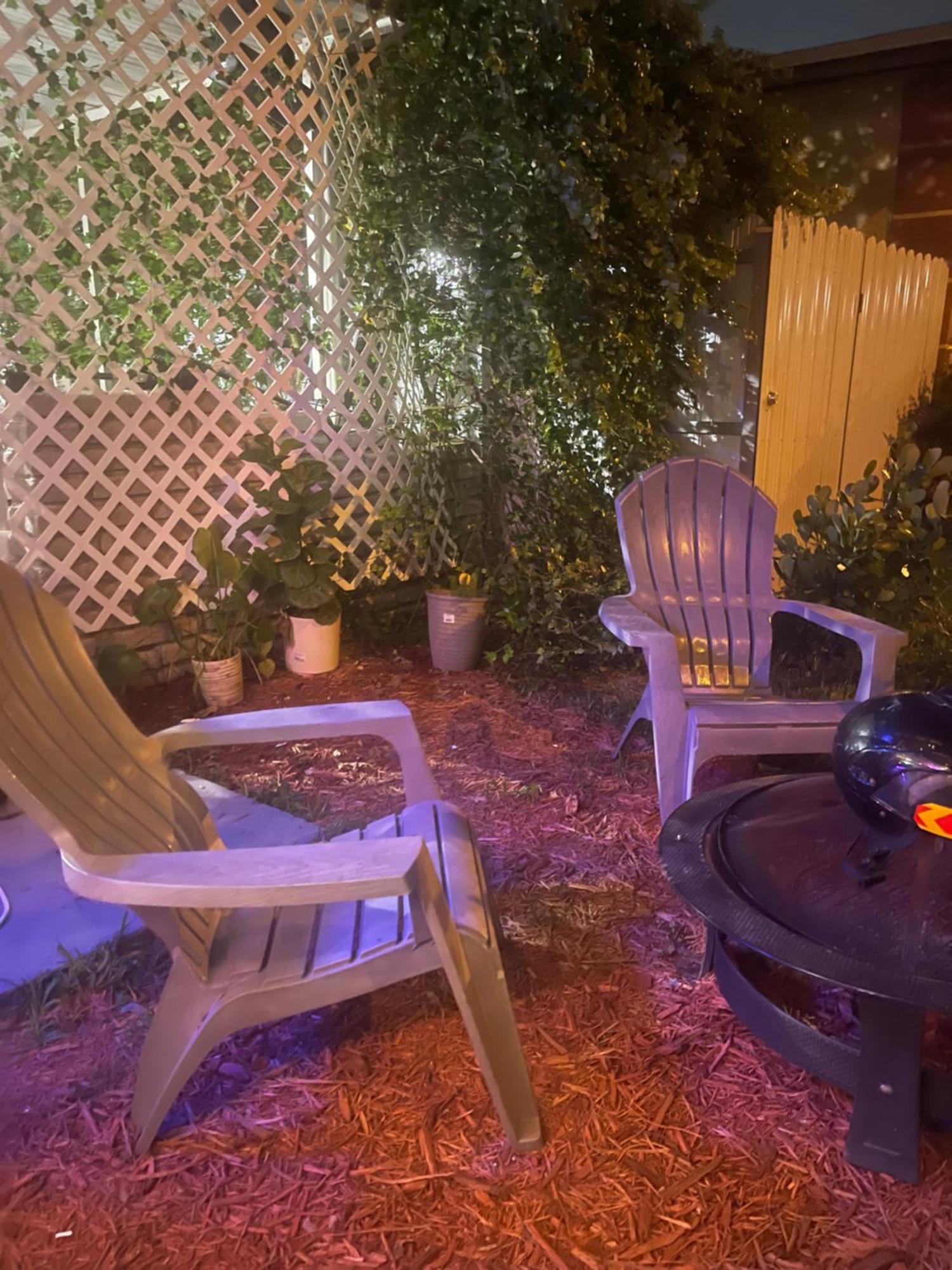 Miami Vibes "Hostel-Like" Shared Room North Miami Exterior photo